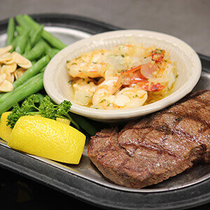 roepkes-village-inn-supper-club-chilton-wisconsin-steak-dinner